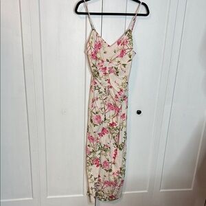 NWTs Zara Floral Midi Dress in White, Pink and Green - Linen Blend - Med